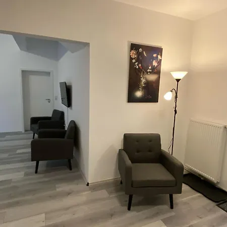 Апартаменты Haus Schoenborn Family